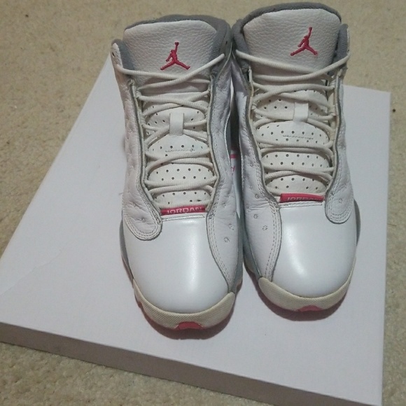 Jordan 13 - Picture 2 of 4